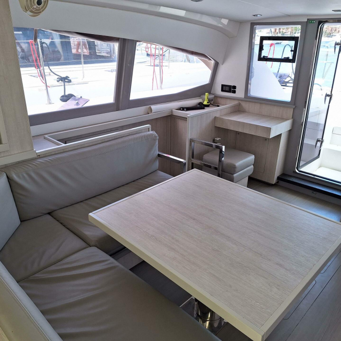 Bellambriana | Leopard 40 photo 3