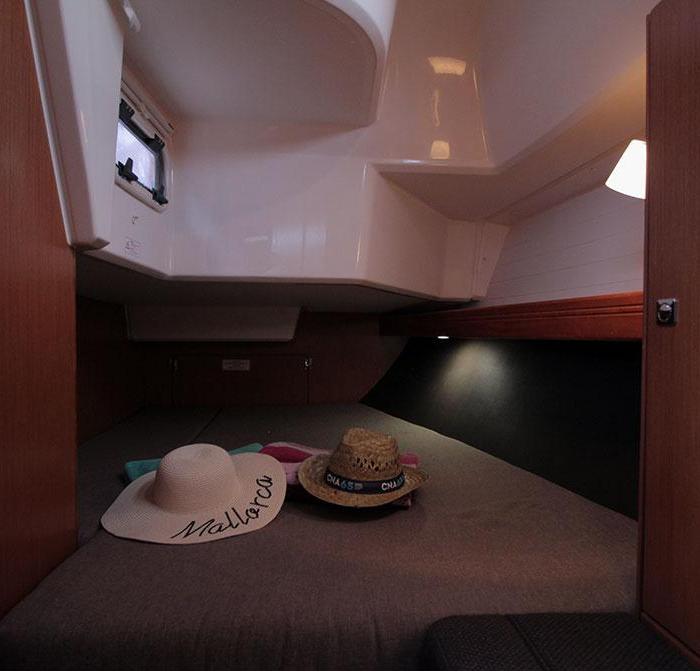 Chilly Lilly | Bavaria Cruiser 37 6 photo 13