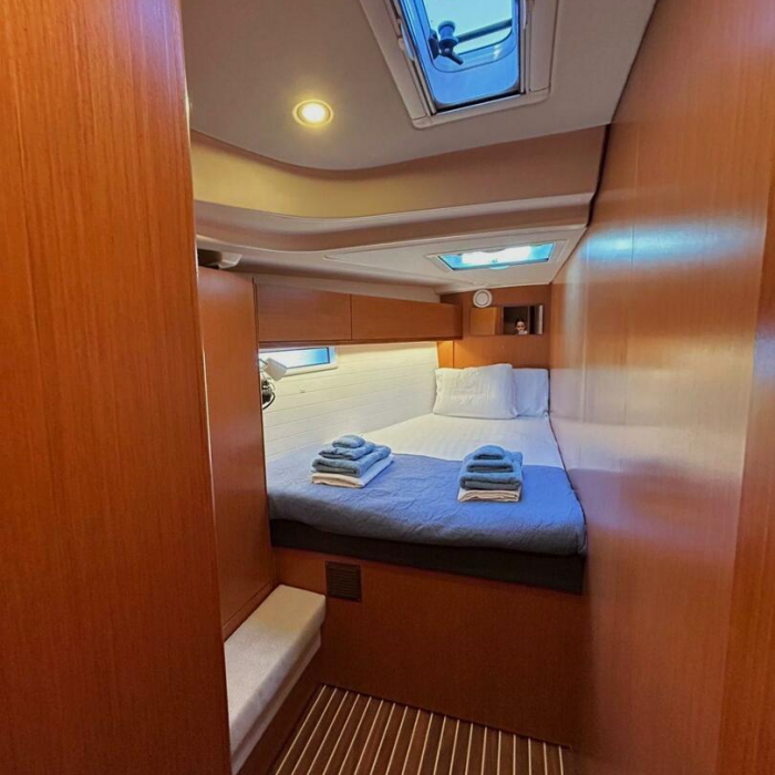 Leonidas III | Bavaria cruiser 51 photo 16