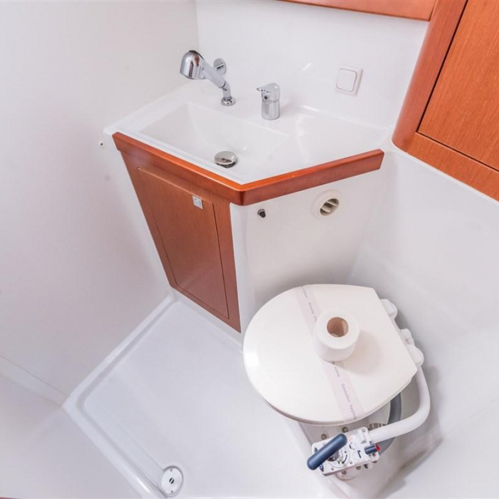 ULTRA DUBROVNIK | Oceanis 48 photo 14