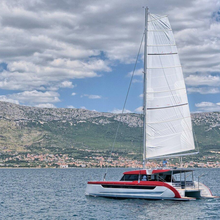 Katamaran | Luna 49 photo 4