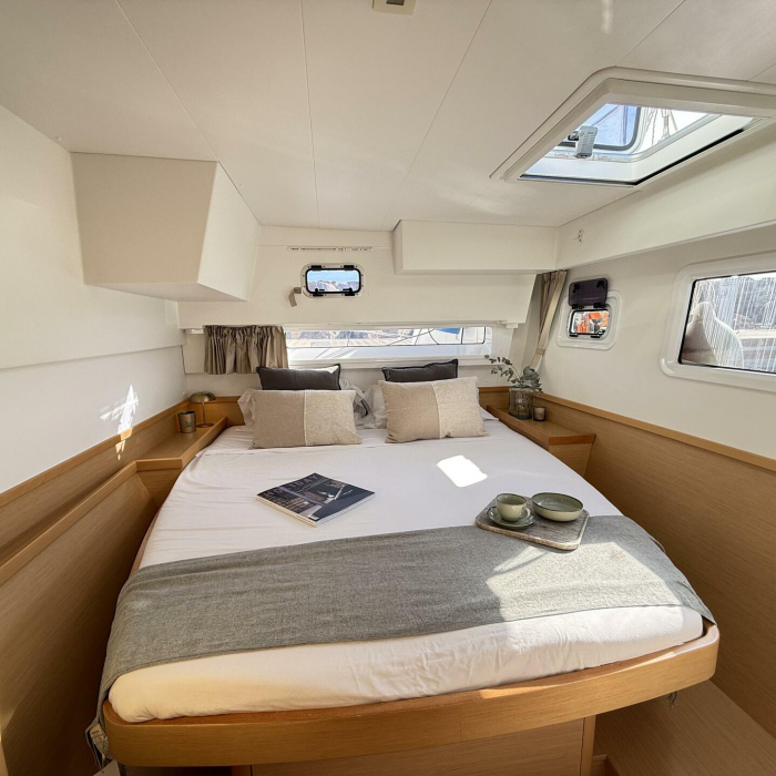 Genista II | Lagoon 42 photo 12