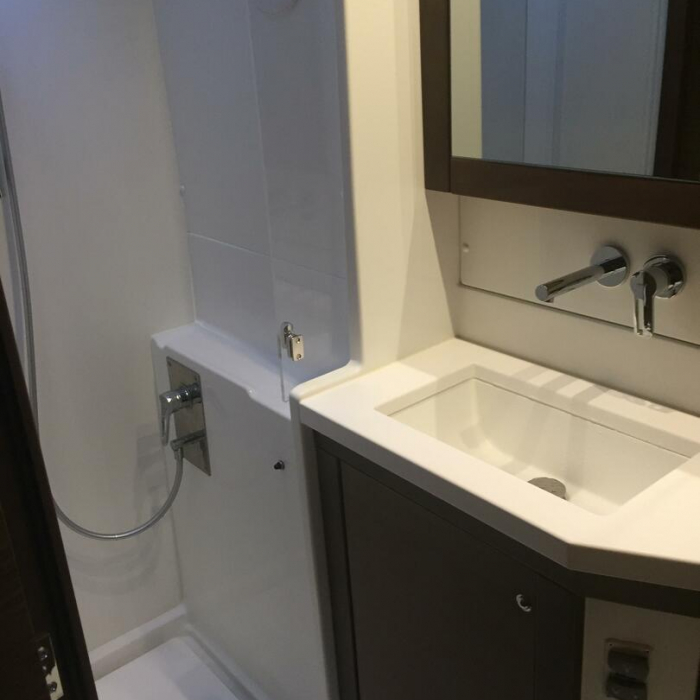 Toja | Lagoon 450 SporTop photo 10