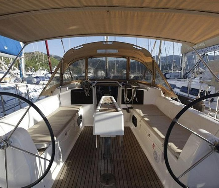 Calypso | Dufour 382 GL photo 4