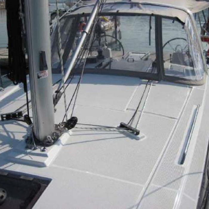 Economy | Oceanis 41.1 photo 2