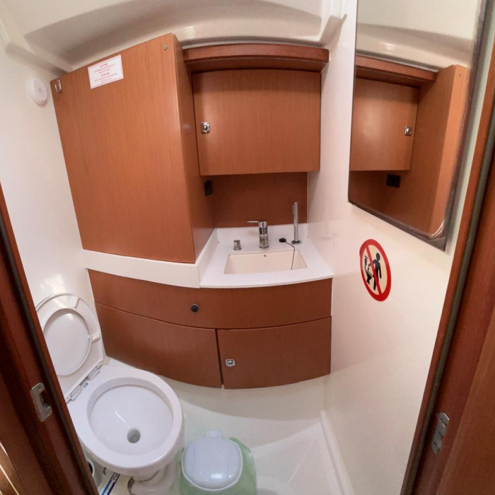 Silver I | Bavaria C45 photo 15