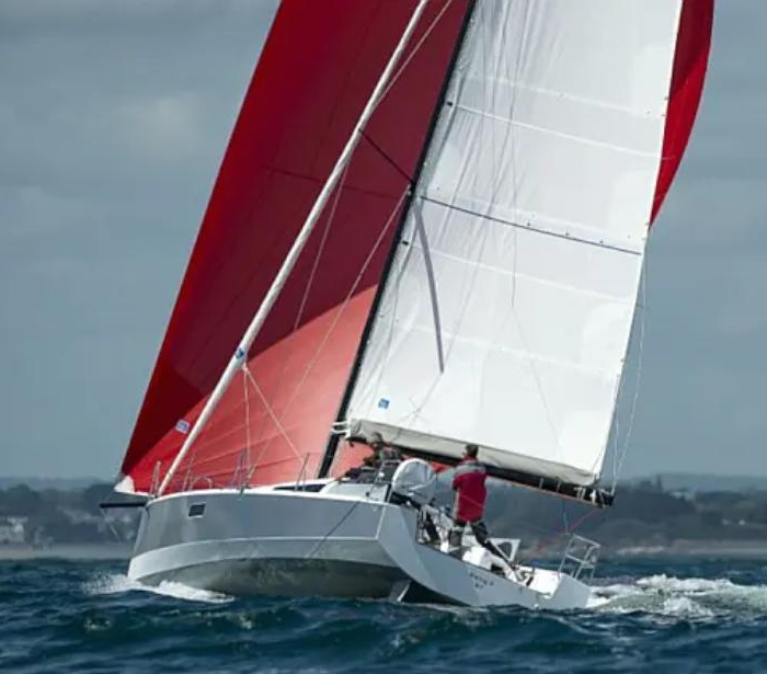 MA AUVA | Pogo 30 photo 6