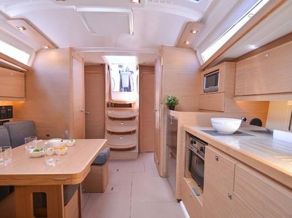 Yaya | Dufour 390 photo 19