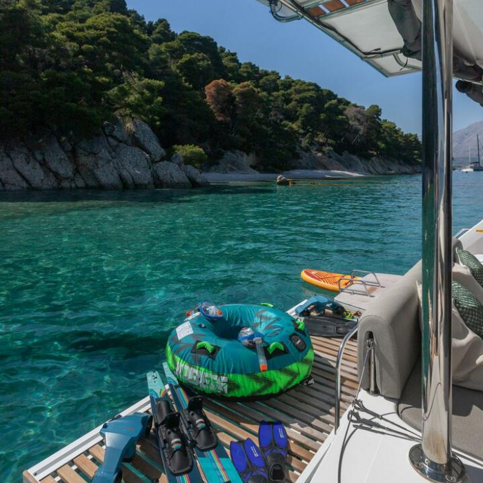 Aranel | Lagoon 51 photo 13