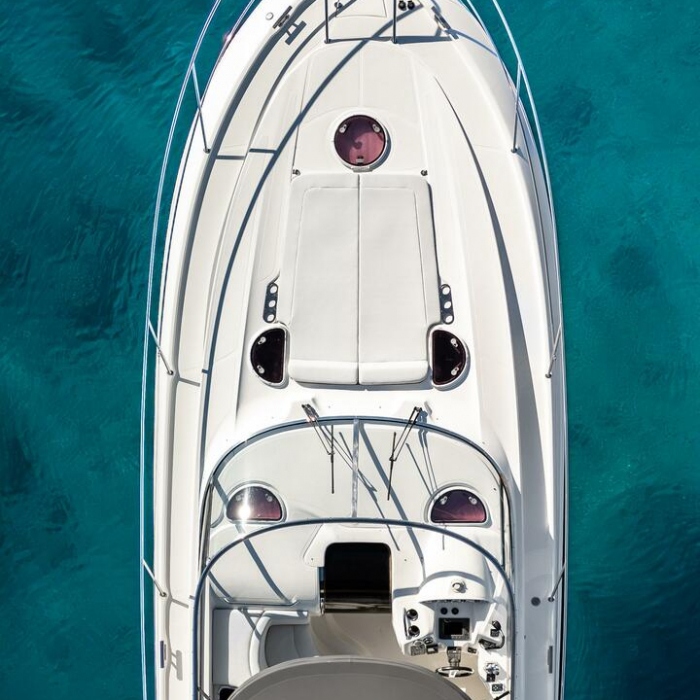 AEGEAN BLUE | Bavaria 40 photo 17