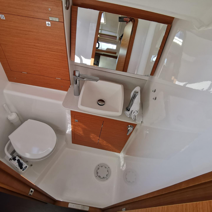 Antares | Dufour 390 Grand Large photo 52