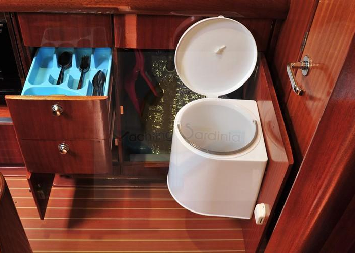 Tommy | Bavaria 38 photo 21