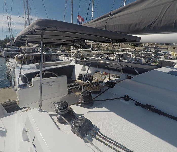 Imagine | Fountaine Pajot Astrea 42 photo 8