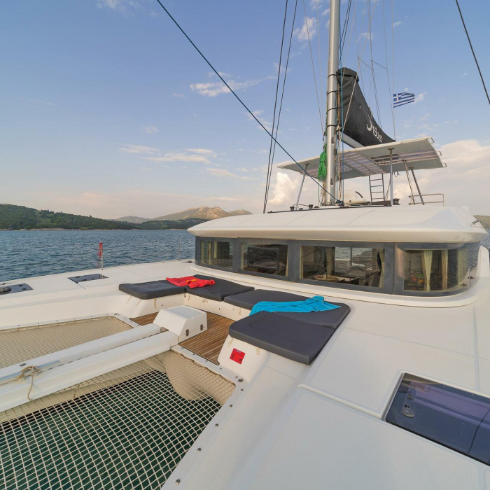 Andromeda | Lagoon 50 A/C & GEN & WM photo 10