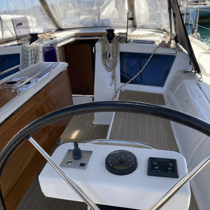 Pixie | Dufour 390 Grand Large photo 2