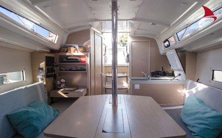 Amour | Oceanis 30.1 photo 14