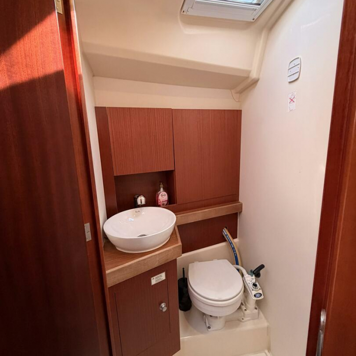 Beau Gosse | Hanse 415 photo 32