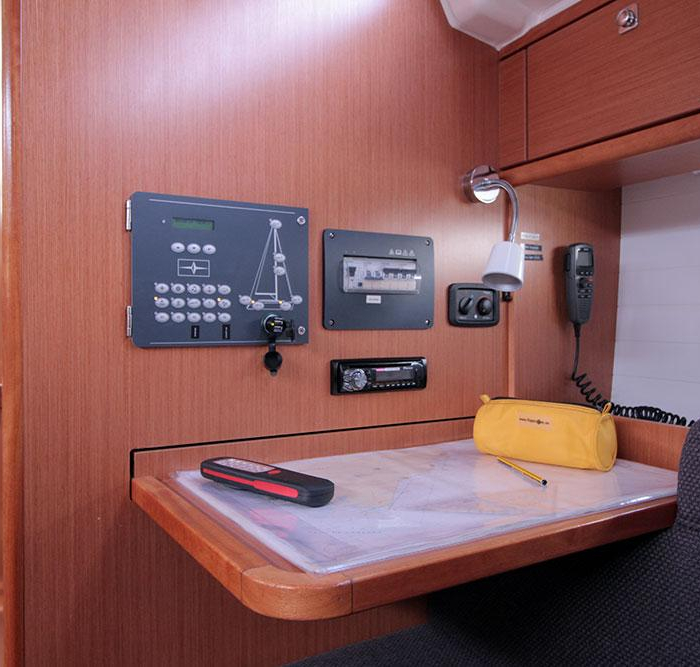 Chilly Lilly | Bavaria Cruiser 37 6 photo 10