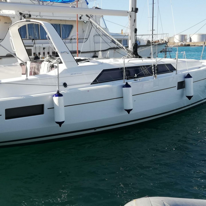 Kira | Oceanis 41.1 photo 1