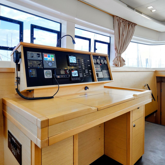 Neptuno | Lagoon 52F photo 25