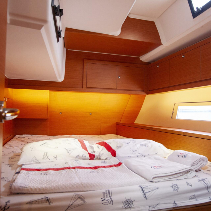 Sarpico | Dufour 470 photo 22