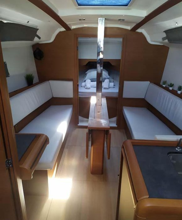 true elli | Sun Odyssey 349 photo 11