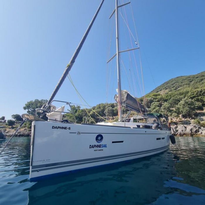 Daphne-S | Dufour 405 GL photo 9