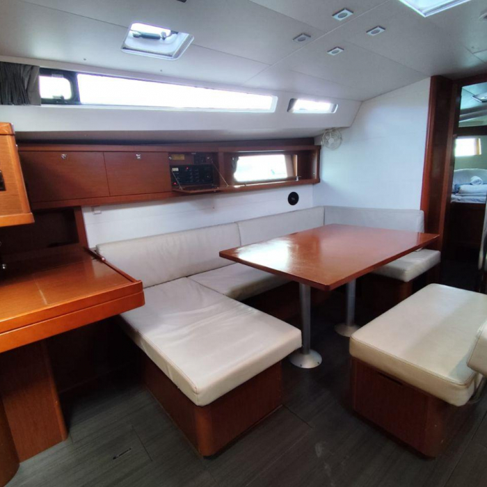 Desroches | Oceanis 48 photo 8