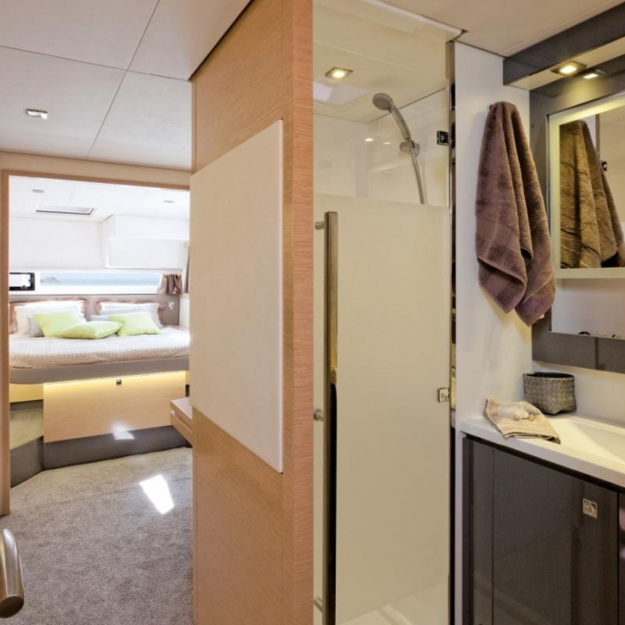 Waterloo | Fountaine Pajot Saba 50 photo 21