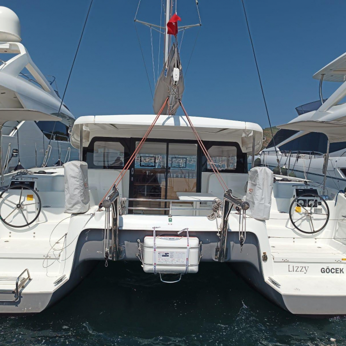 Lizzy | Excess 11 photo 4