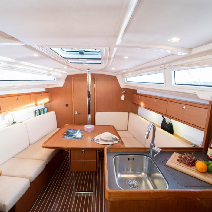 Cleopatra | Bavaria Cruiser 33 photo 10