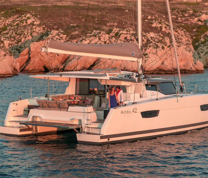 Sirius 1 | Fountaine Pajot Astrea 42 photo 3
