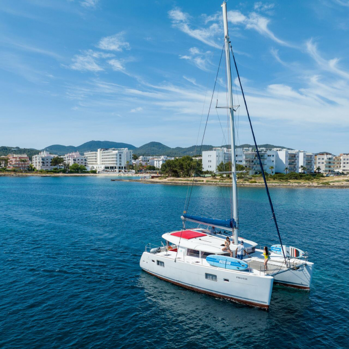 Nusa | Lagoon 400 photo 39