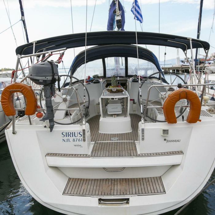 Sirius | Sun Odyssey 49 photo 2