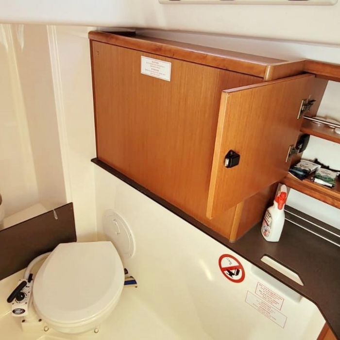 Taz | Bavaria 34 photo 2