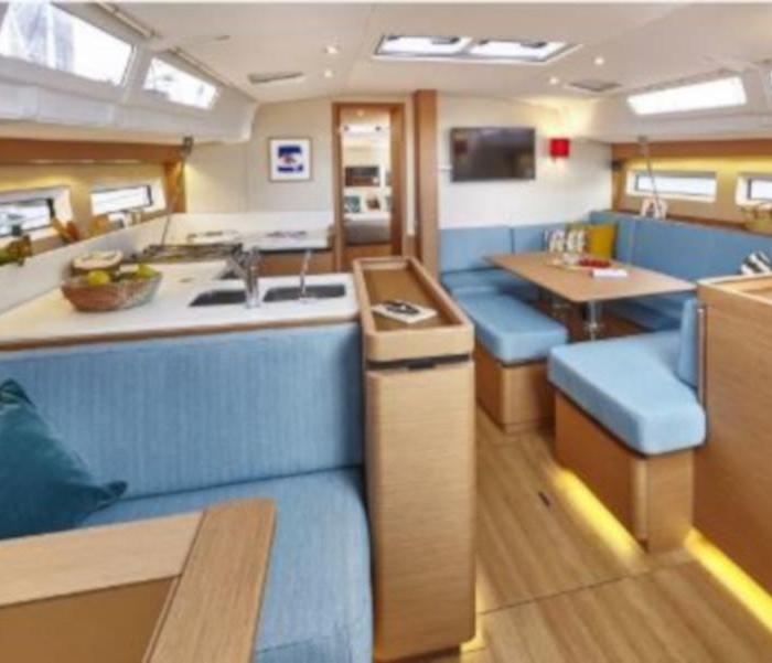 Marina 2 | Sun Odyssey 490 photo 6