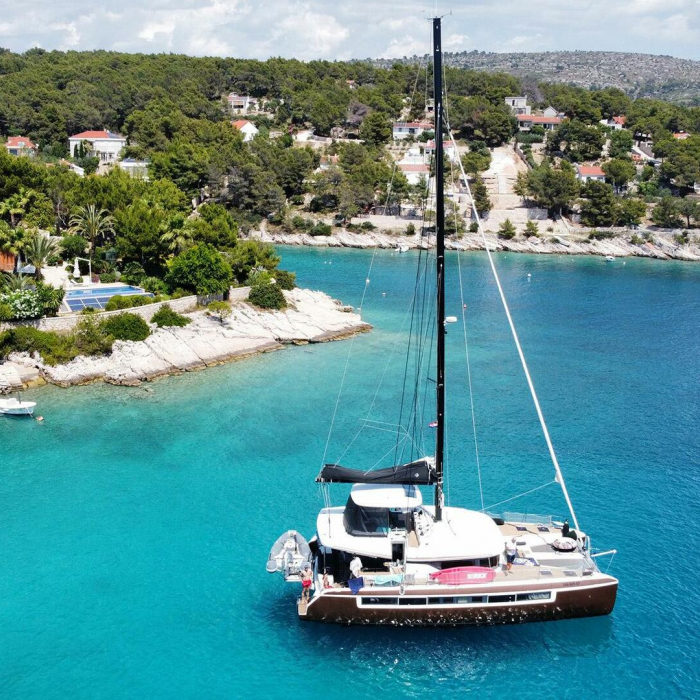 Princess Kiss | Lagoon 50 photo 1