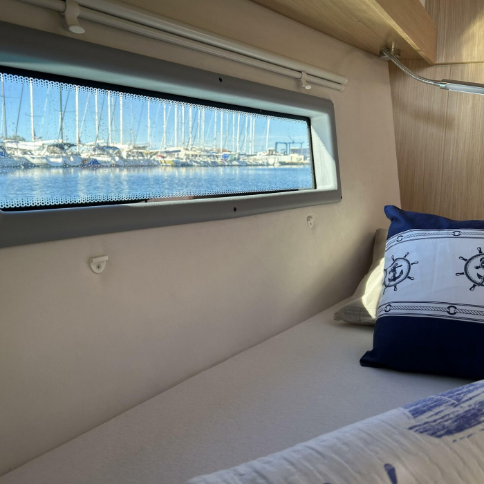 Asterix | Bavaria C38 photo 13