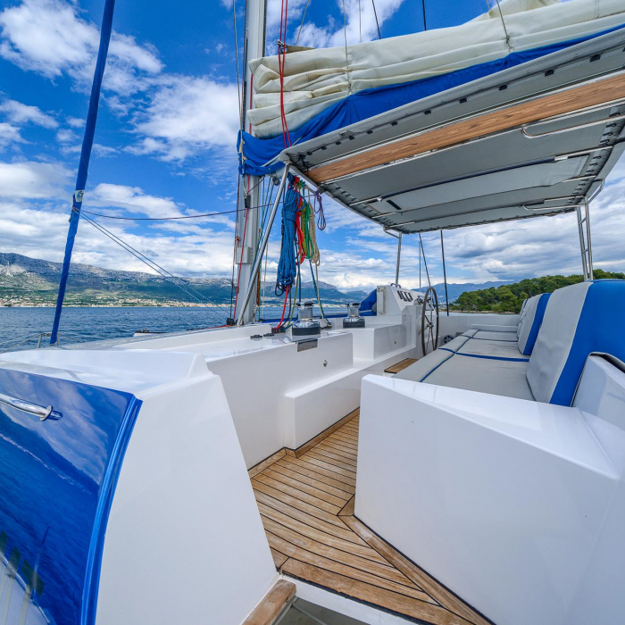 Blue | Luna 49 photo 51