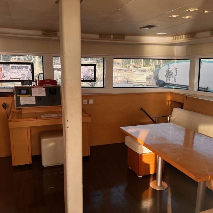 Berlioz | Lagoon 52 F photo 3