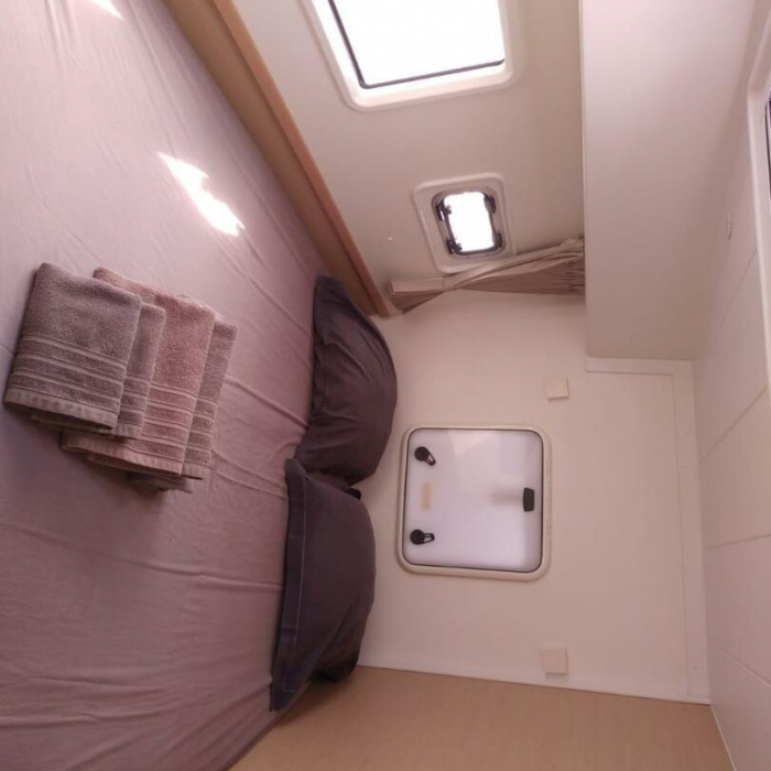 Martine | Lagoon 42 photo 18