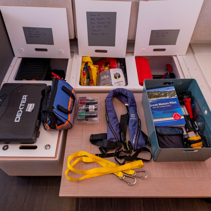 Artemis | Fountaine Pajot Isla 40 photo 69