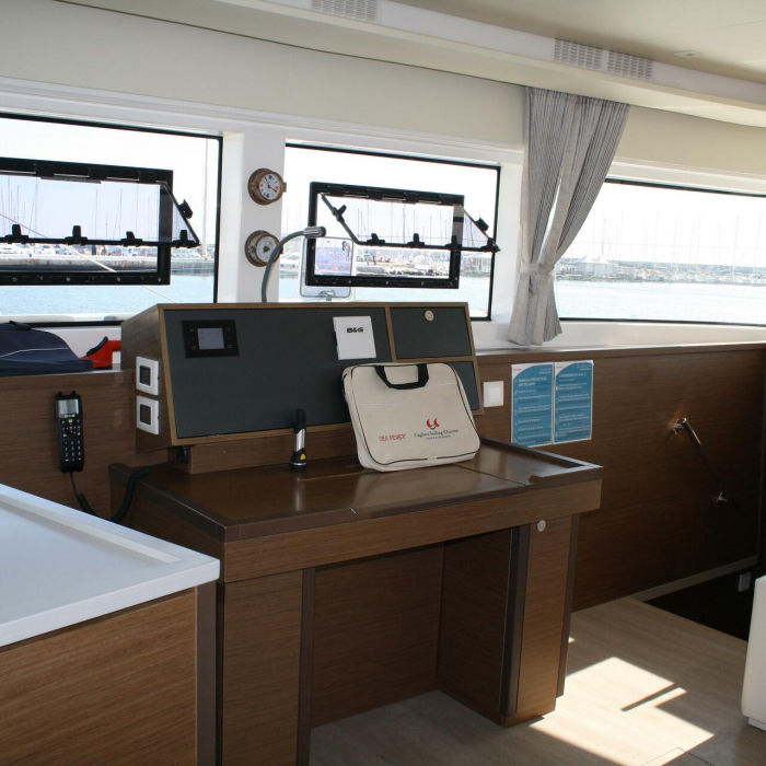 Cala Luna | Lagoon 52F photo 20