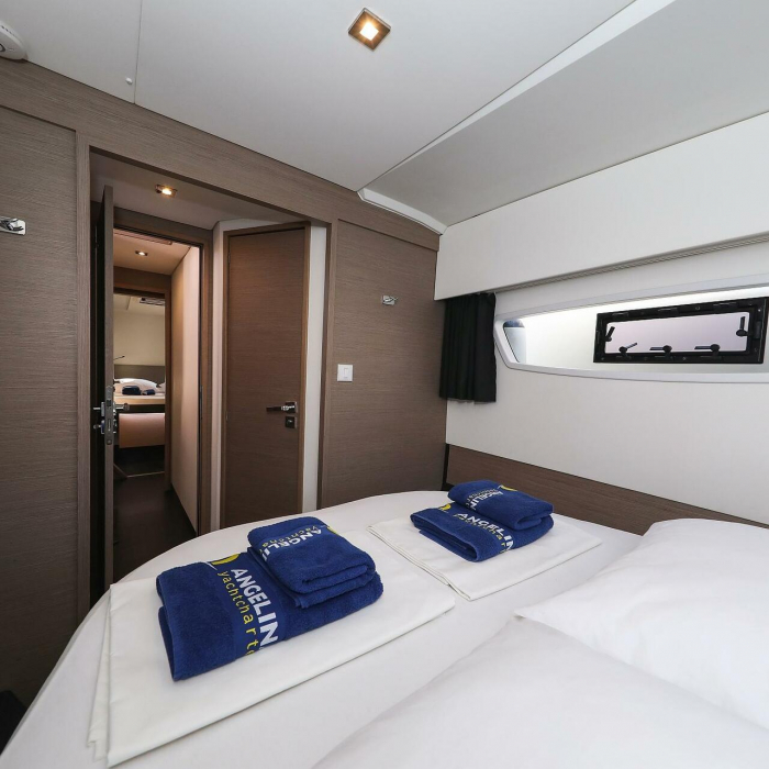 Macho | Fountaine Pajot Astrea 42 Quatuor photo 3