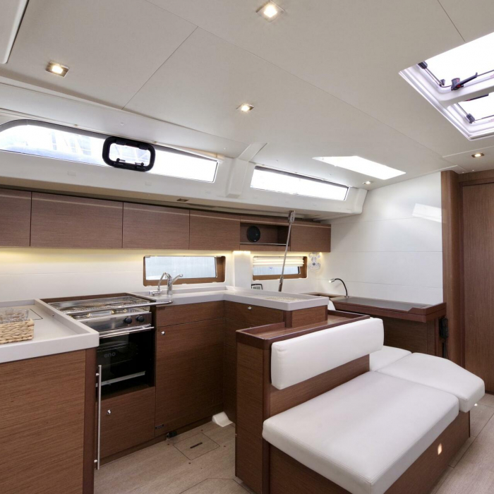 Jack - Water maker, Solar Panel | Oceanis 51.1 photo 10