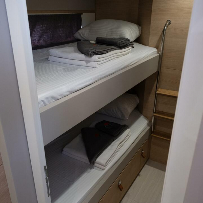 Aura | Aventura 45 photo 26