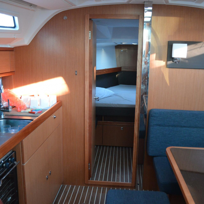 Dionysis | Bavaria Cruiser 41 photo 5