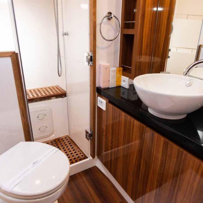 Adriatic Z | Aquila 44 photo 27