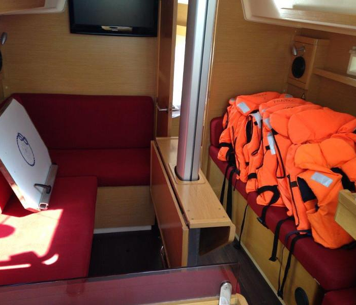 Yankee | Elan 350 photo 4