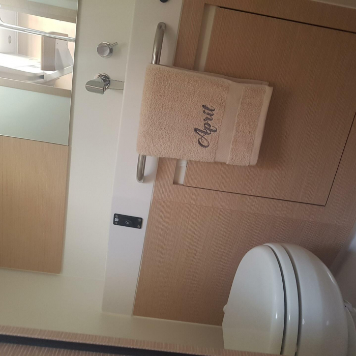 April | Elan 50 Impression photo 20